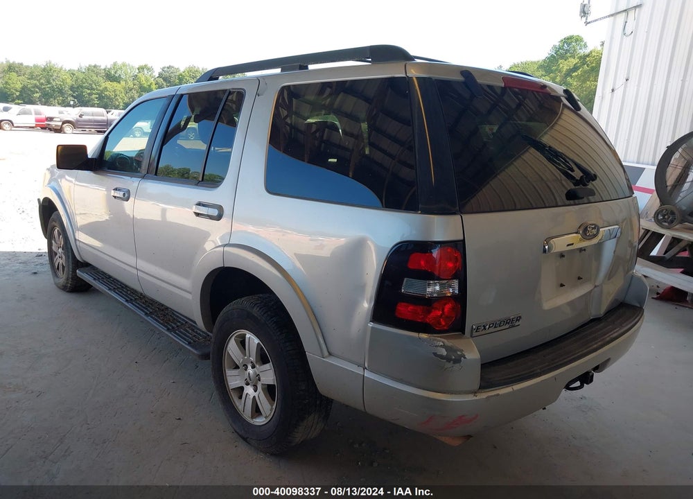 2010 FORD EXPLORER XLT VIN: 1FMEU6DE2AUA91930