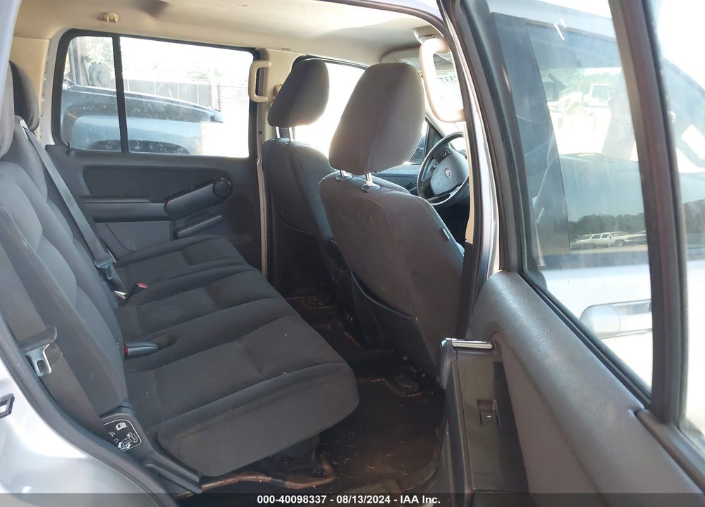 2010 FORD EXPLORER XLT VIN: 1FMEU6DE2AUA91930