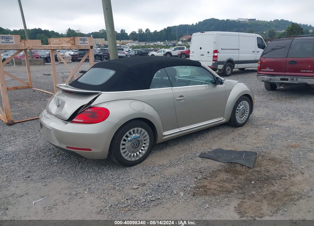 2013 VOLKSWAGEN BEETLE 2.5L VIN: 3VW5P7ATXDM820430