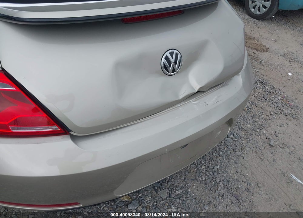 2013 VOLKSWAGEN BEETLE 2.5L VIN: 3VW5P7ATXDM820430