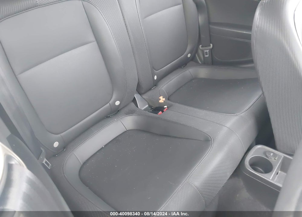2013 VOLKSWAGEN BEETLE 2.5L VIN: 3VW5P7ATXDM820430