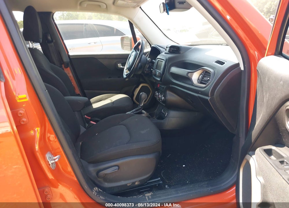2015 JEEP RENEGADE LATITUDE VIN: ZACCJABT8FPB41716