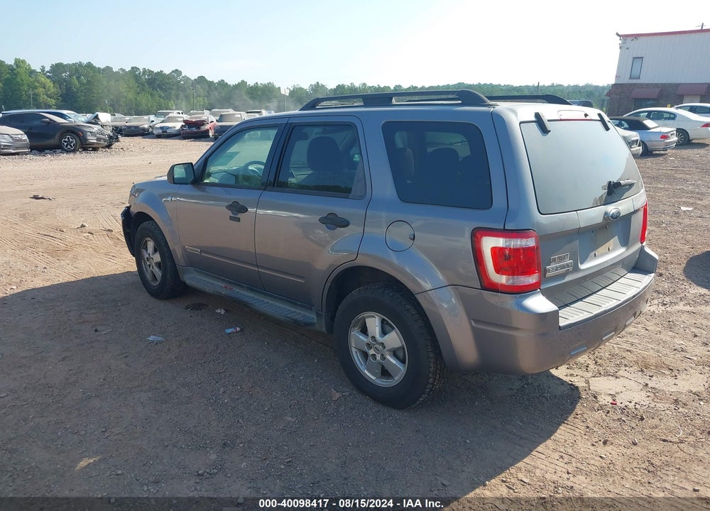 2008 FORD ESCAPE XLT VIN: 1FMCU03158KC08019