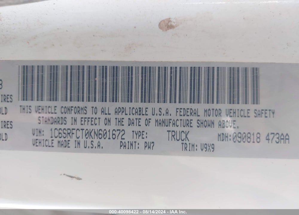 2019 RAM 1500 TRADESMAN QUAD CAB 4X4 6'4 BOX VIN: 1C6SRFCT0KN601672