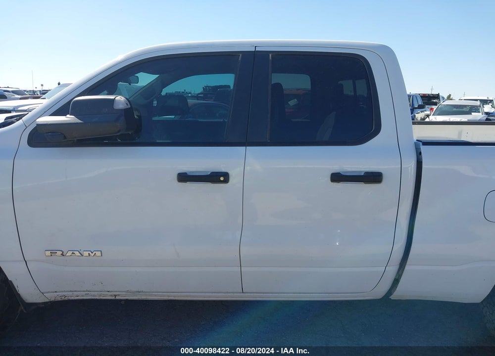 2019 RAM 1500 TRADESMAN QUAD CAB 4X4 6'4 BOX VIN: 1C6SRFCT0KN601672