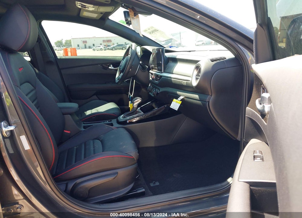 2024 KIA FORTE GT VIN: 3KPF44AC3RE754206