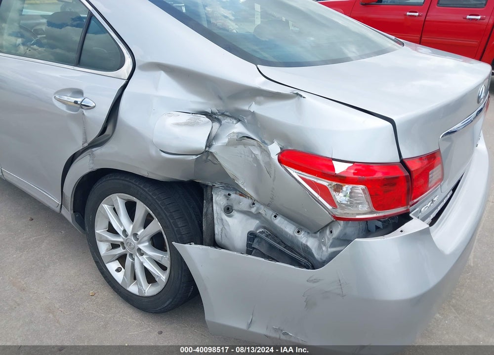 2011 LEXUS ES 350 VIN: JTHBK1EG3B2416225
