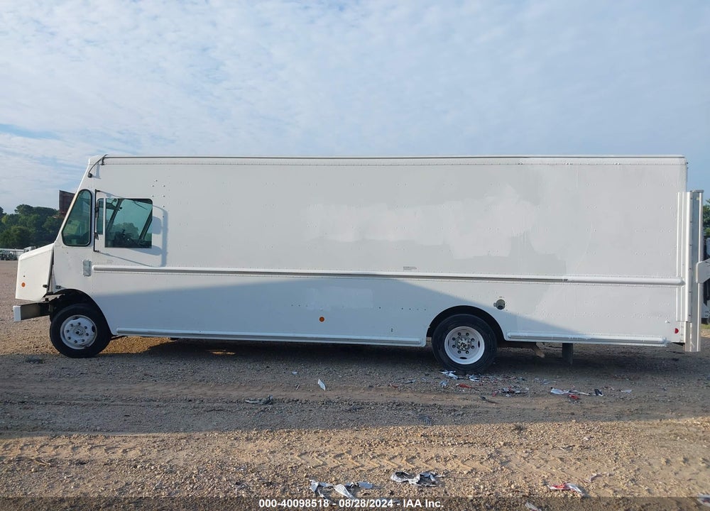 2011 WORKHORSE CUSTOM CHASSIS COMMERCIAL CHASSIS W62 VIN: 5B4MFG2E2B3446191
