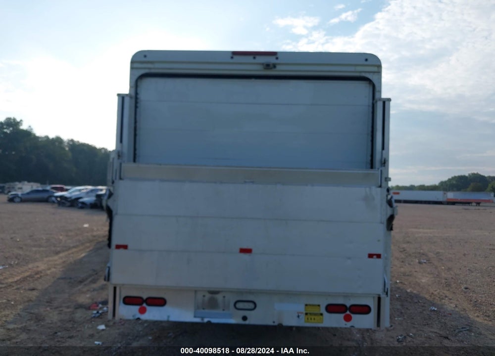 2011 WORKHORSE CUSTOM CHASSIS COMMERCIAL CHASSIS W62 VIN: 5B4MFG2E2B3446191