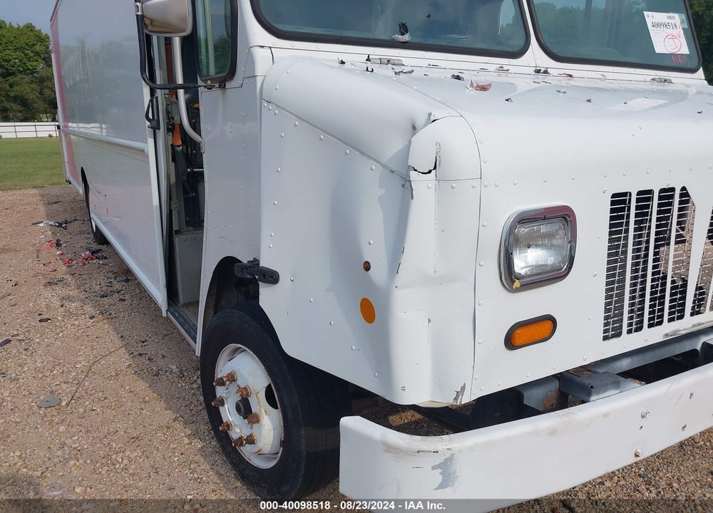 2011 WORKHORSE CUSTOM CHASSIS COMMERCIAL CHASSIS W62 VIN: 5B4MFG2E2B3446191