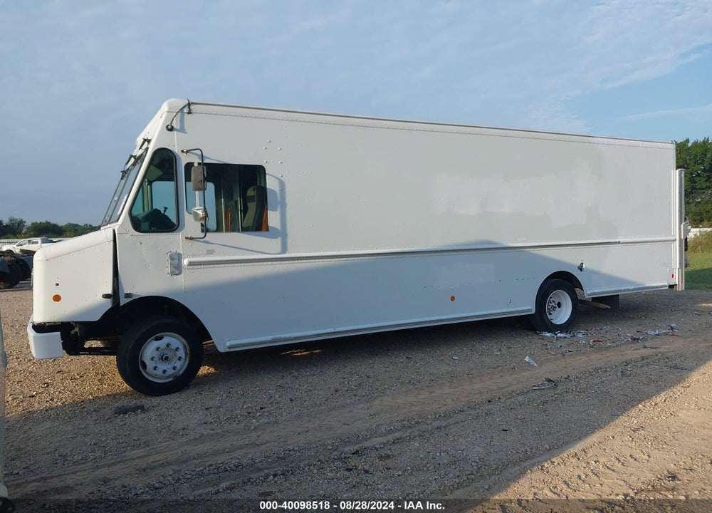 2011 WORKHORSE CUSTOM CHASSIS COMMERCIAL CHASSIS W62 VIN: 5B4MFG2E2B3446191