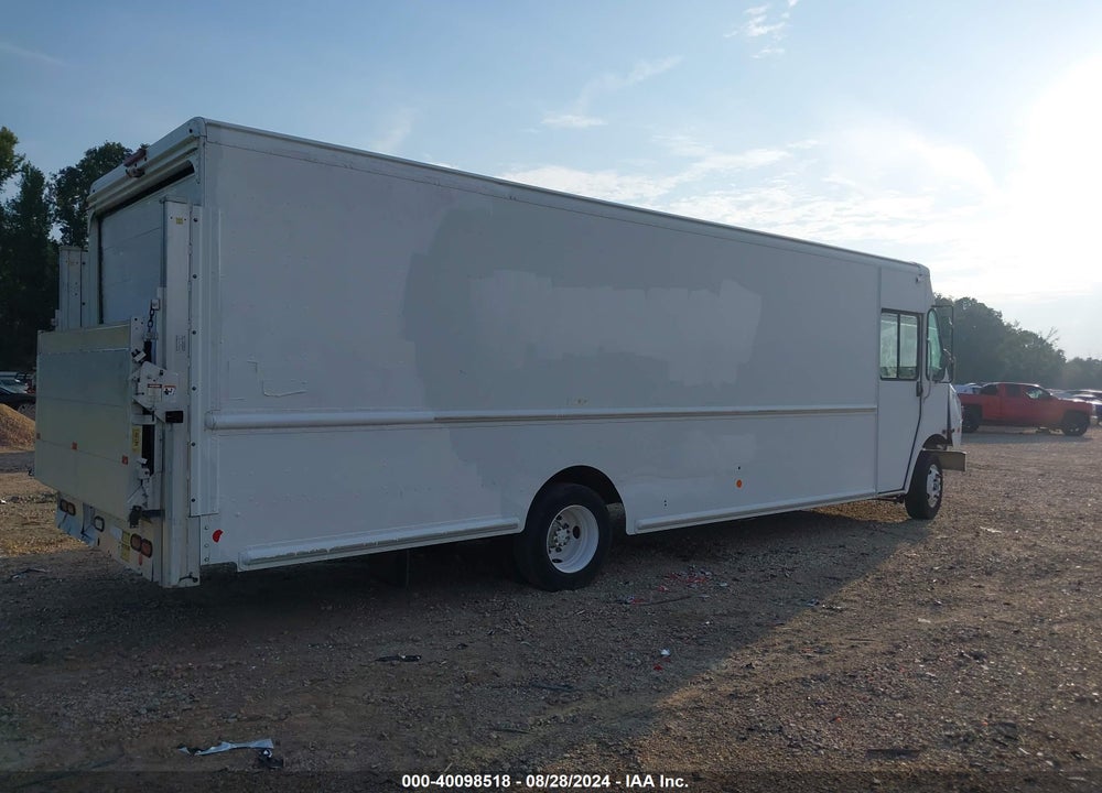 2011 WORKHORSE CUSTOM CHASSIS COMMERCIAL CHASSIS W62 VIN: 5B4MFG2E2B3446191