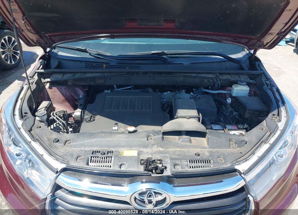 2016 TOYOTA HIGHLANDER XLE V6 VIN: 5TDKKRFH8GS177410