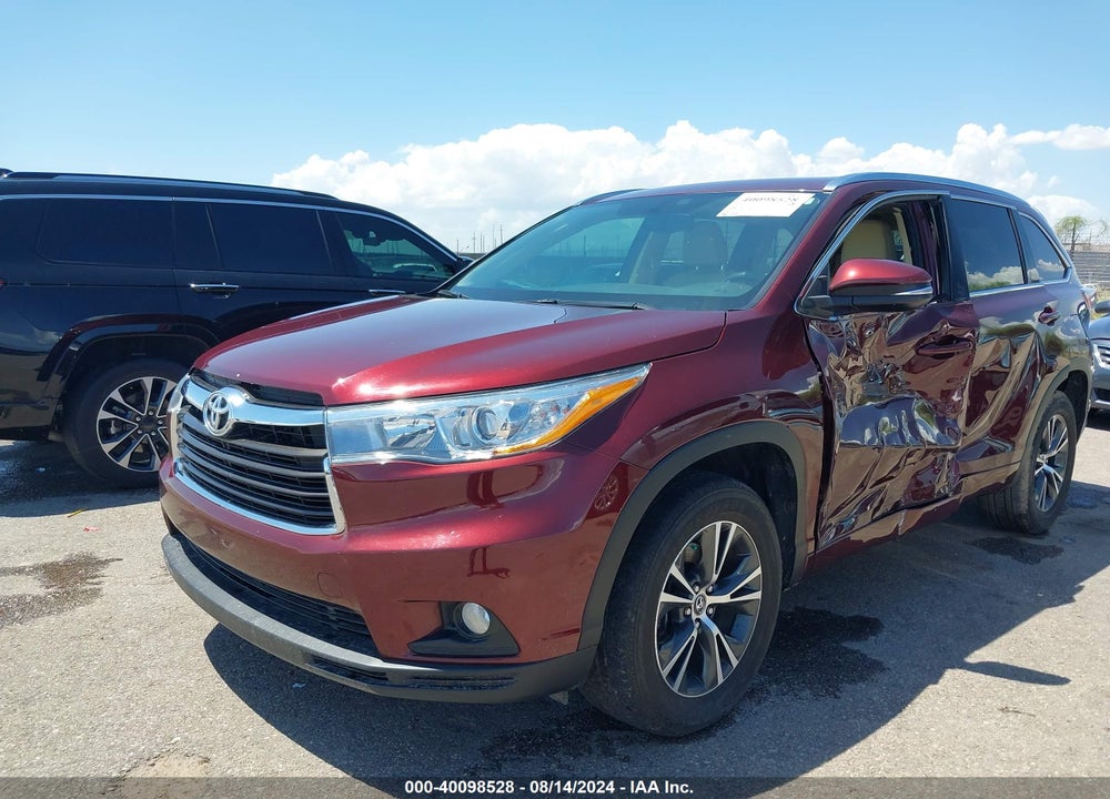 2016 TOYOTA HIGHLANDER XLE V6 VIN: 5TDKKRFH8GS177410
