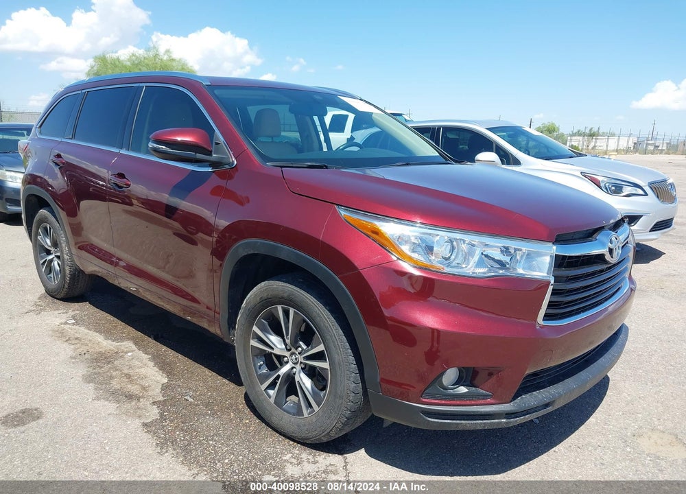2016 TOYOTA HIGHLANDER XLE V6 VIN: 5TDKKRFH8GS177410