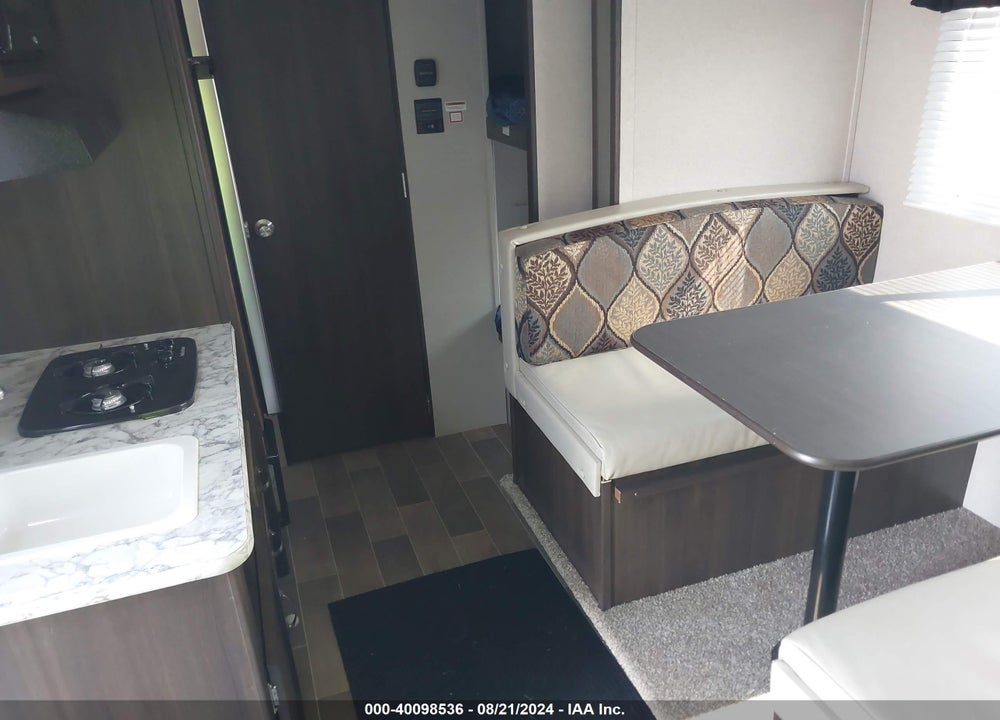 2019 SPRINGDALE OTHER VIN: 4YDT17613KW152757