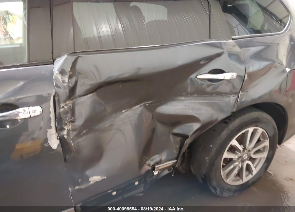 2013 NISSAN PATHFINDER SL VIN: 5N1AR2MM5DC655743