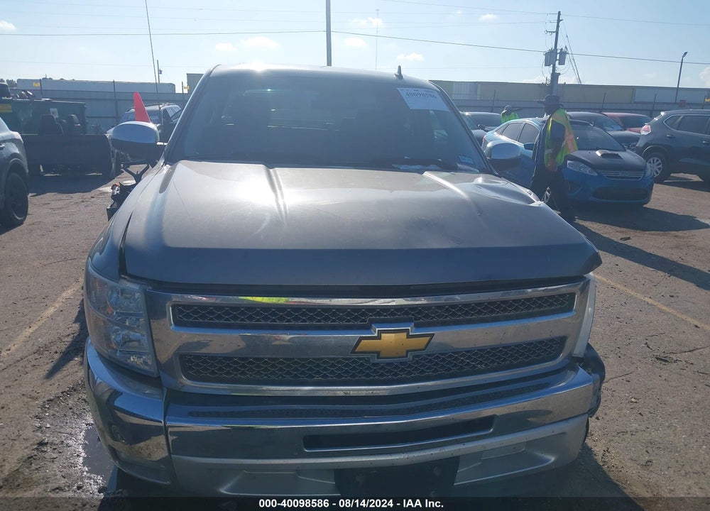2013 CHEVROLET SILVERADO 1500 LT VIN: 3GCPCSE08DG108054
