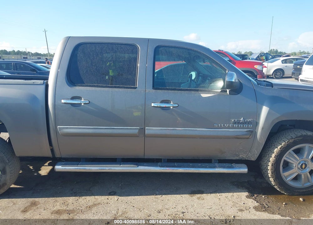 2013 CHEVROLET SILVERADO 1500 LT VIN: 3GCPCSE08DG108054