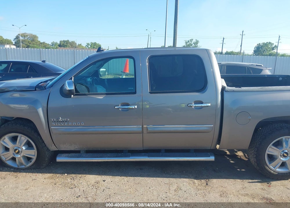 2013 CHEVROLET SILVERADO 1500 LT VIN: 3GCPCSE08DG108054