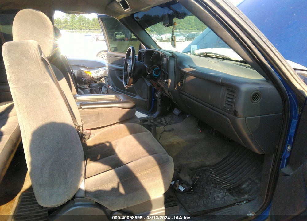 2004 GMC SIERRA 1500 SLE VIN: 2GTEK19T241140337