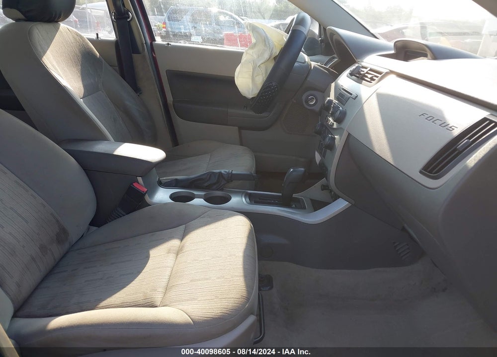 2010 FORD FOCUS SE VIN: 1FAHP3FN8AW146587