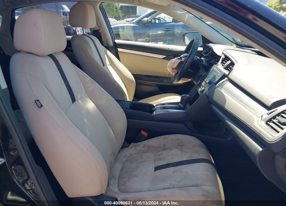 2018 HONDA CIVIC VIN: 2HGFC2F50JH507317