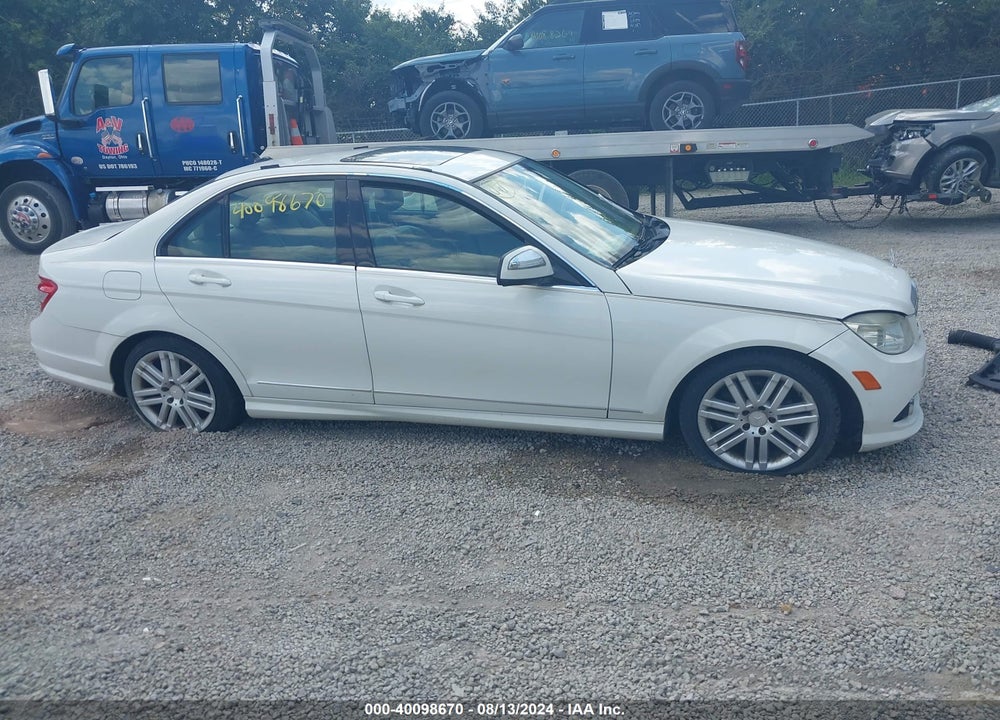 2009 MERCEDES-BENZ C 300 LUXURY 4MATIC/SPORT 4MATIC VIN: WDDGF81X39R077354