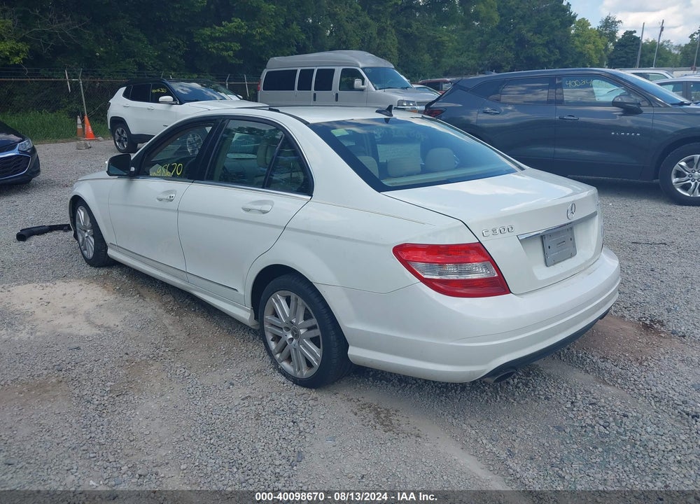 2009 MERCEDES-BENZ C 300 LUXURY 4MATIC/SPORT 4MATIC VIN: WDDGF81X39R077354