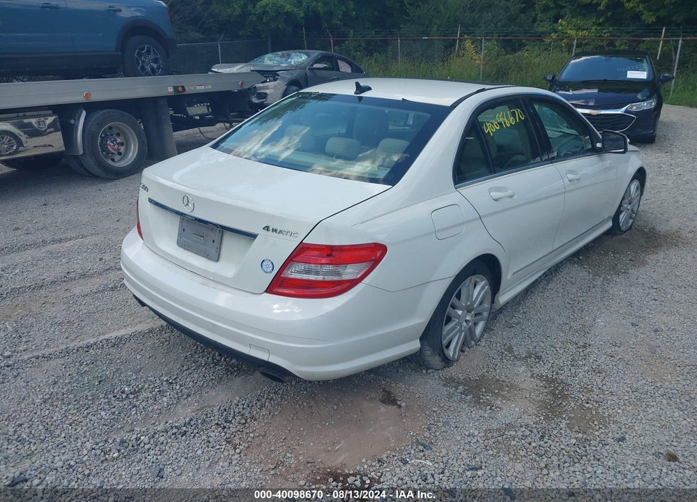 2009 MERCEDES-BENZ C 300 LUXURY 4MATIC/SPORT 4MATIC VIN: WDDGF81X39R077354