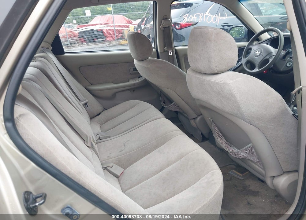 2006 HYUNDAI ELANTRA VIN: KMHDN56D16U178880