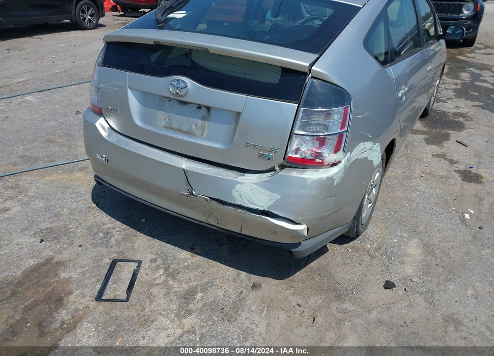 2005 TOYOTA PRIUS VIN: JTDKB20U857052038