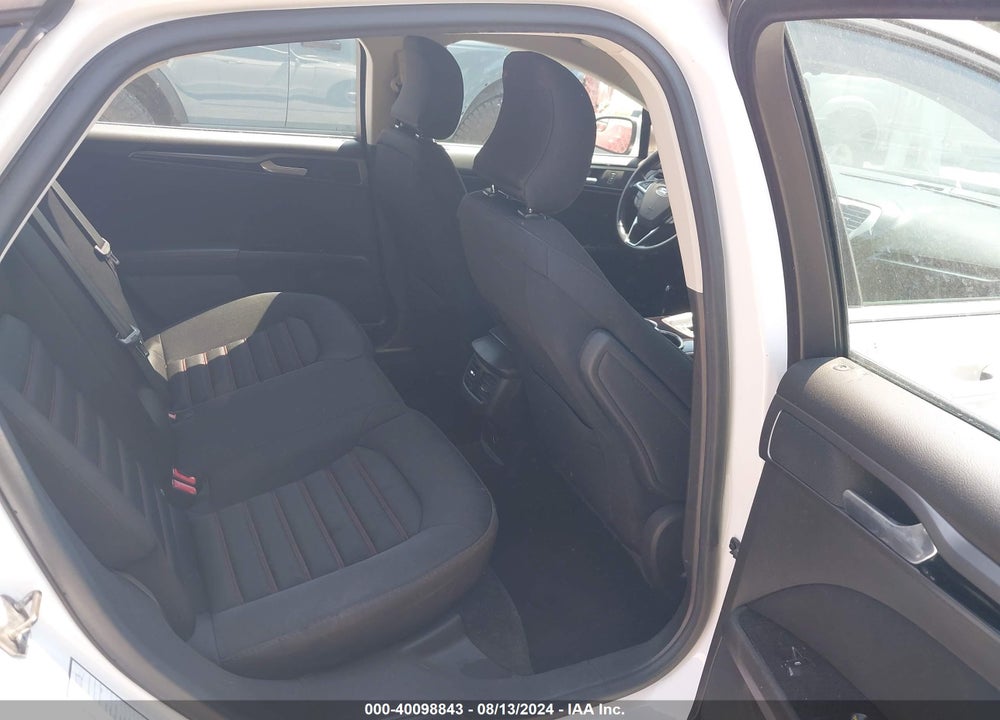 2016 FORD FUSION SE VIN: 3FA6P0HD4GR318930