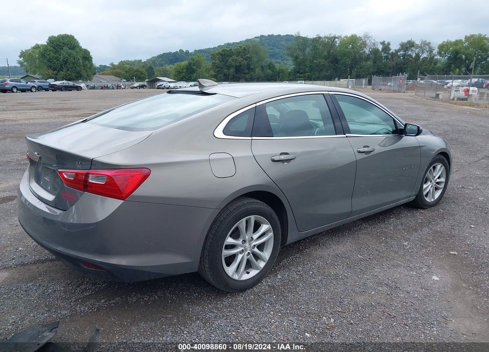 2018 CHEVROLET MALIBU LT VIN: 1G1ZD5ST4JF177061