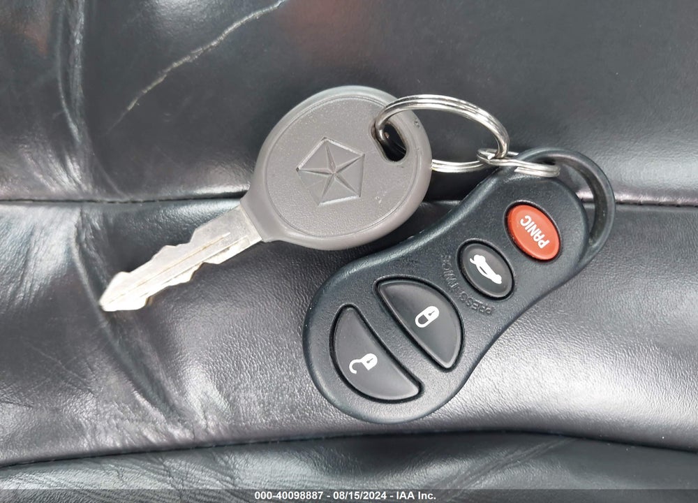 2000 CHRYSLER CONCORDE LXI VIN: 2C3HD36J2YH370502
