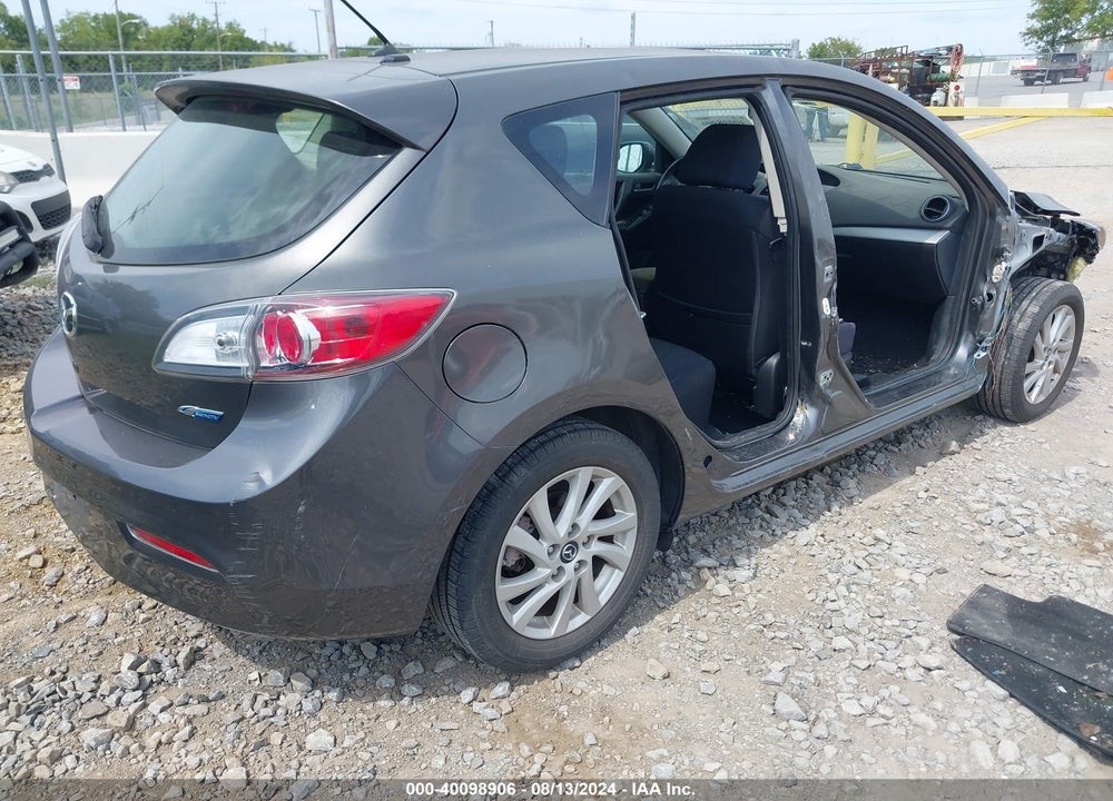 2013 MAZDA 3 I TOURING VIN: JM1BL1L76D1841397