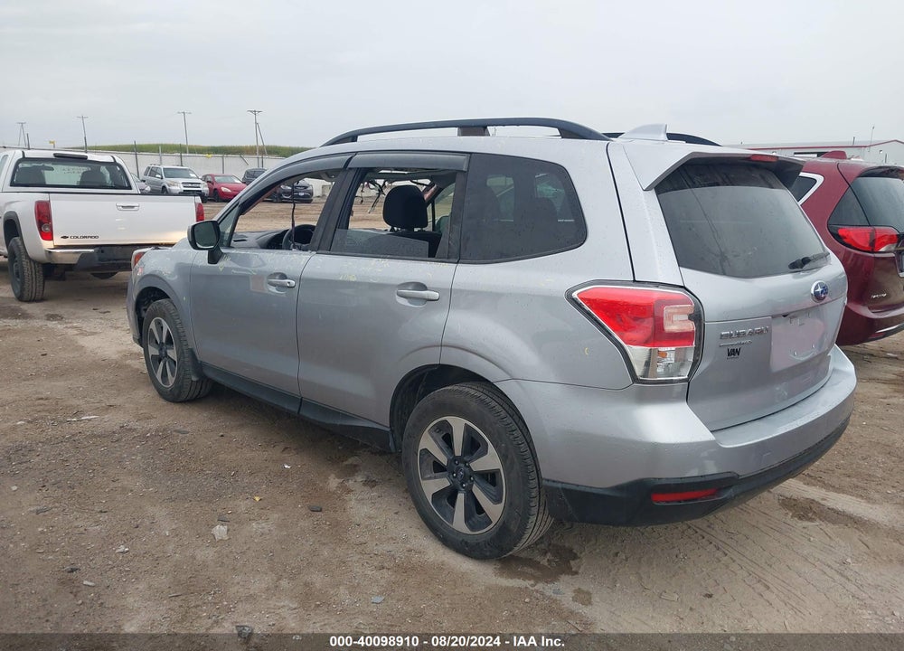 2018 SUBARU FORESTER 2.5I PREMIUM VIN: JF2SJAGC7JH419883
