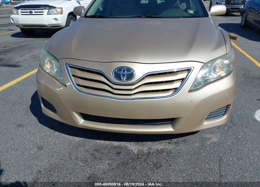 2011 TOYOTA CAMRY LE VIN: 4T1BF3EK9BU740690