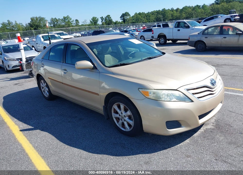 2011 TOYOTA CAMRY LE VIN: 4T1BF3EK9BU740690