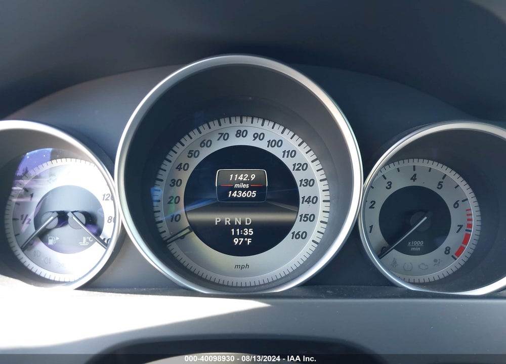 2013 MERCEDES-BENZ C 250 LUXURY/SPORT VIN: WDDGF4HB4DR301260