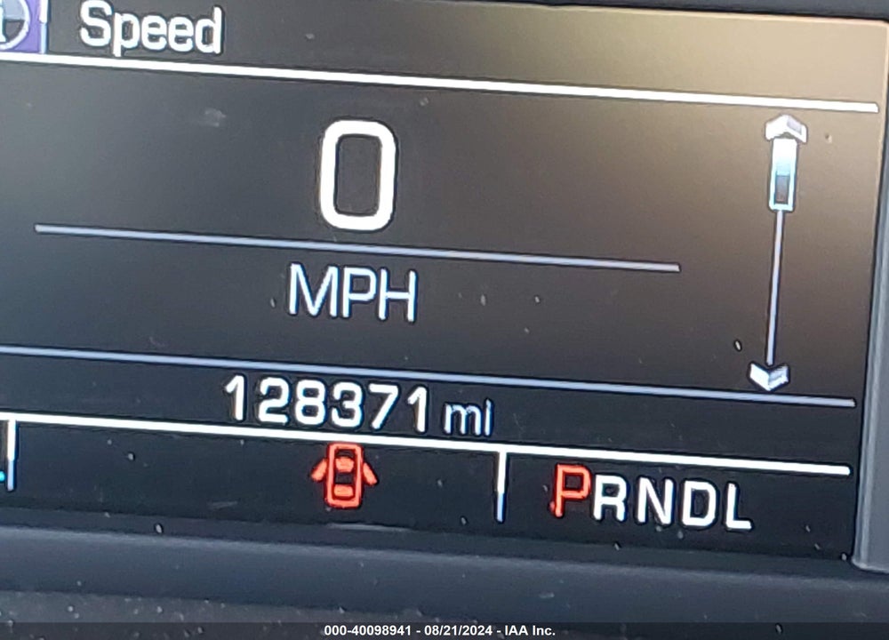 2017 GMC YUKON XL SLE VIN: 1GKS2FKC5HR217939