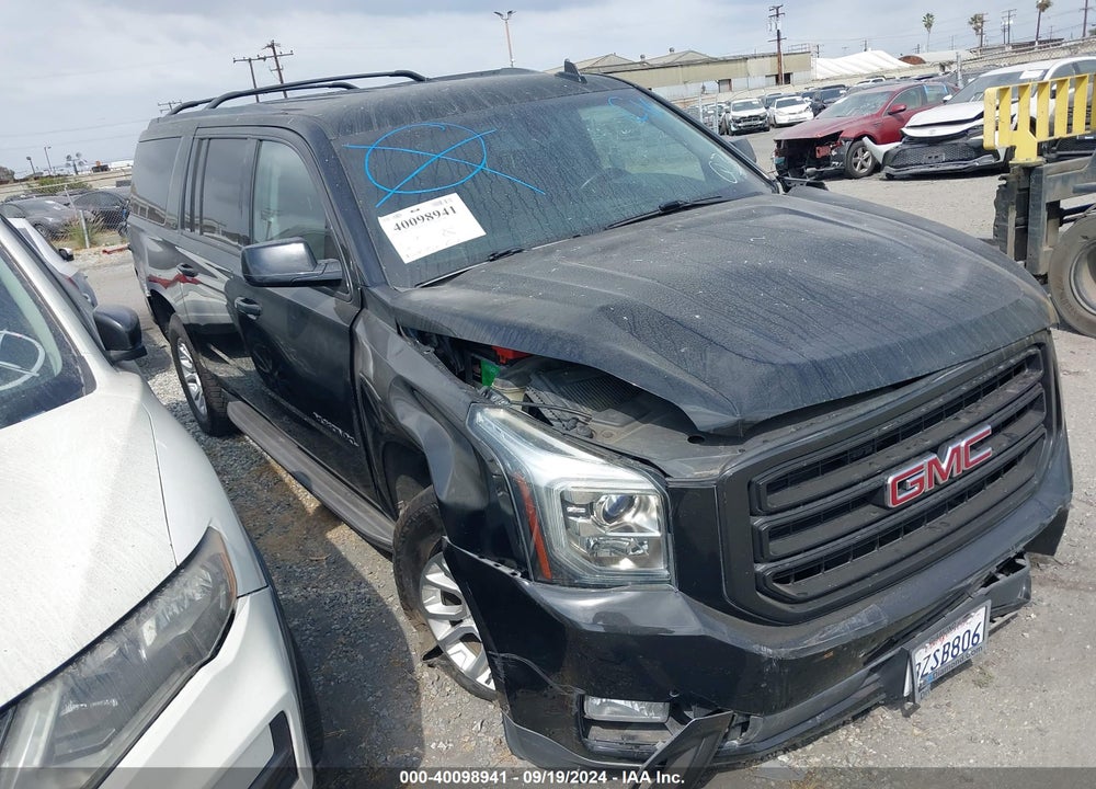 2017 GMC YUKON XL SLE VIN: 1GKS2FKC5HR217939