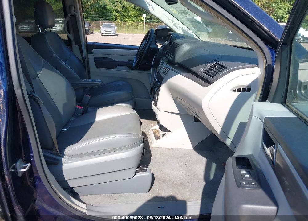 2012 VOLKSWAGEN ROUTAN SE VIN: 2C4RVABG7CR240567