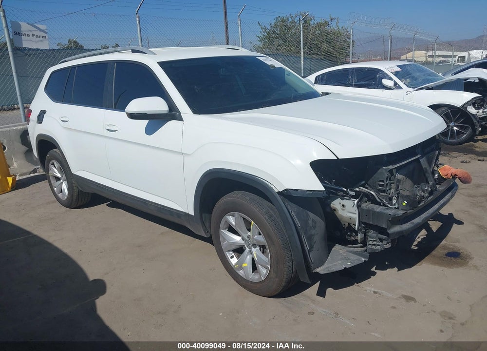 2018 VOLKSWAGEN ATLAS VIN: 1V2CR2CA7JC567811