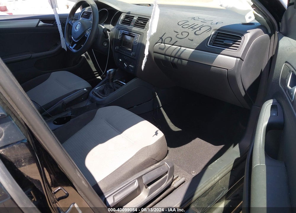 2017 VOLKSWAGEN JETTA 1.4T S VIN: 3VW2B7AJ2HM384775