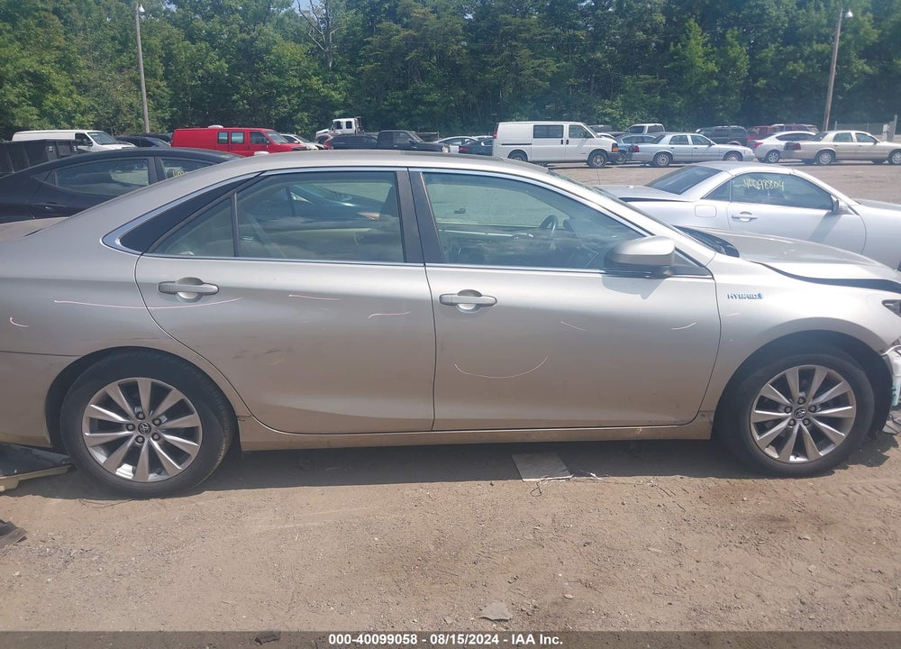 2015 TOYOTA CAMRY HYBRID XLE VIN: 4T1BD1FK4FU165171