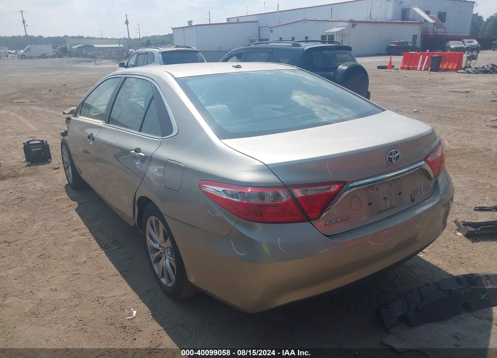2015 TOYOTA CAMRY HYBRID XLE VIN: 4T1BD1FK4FU165171