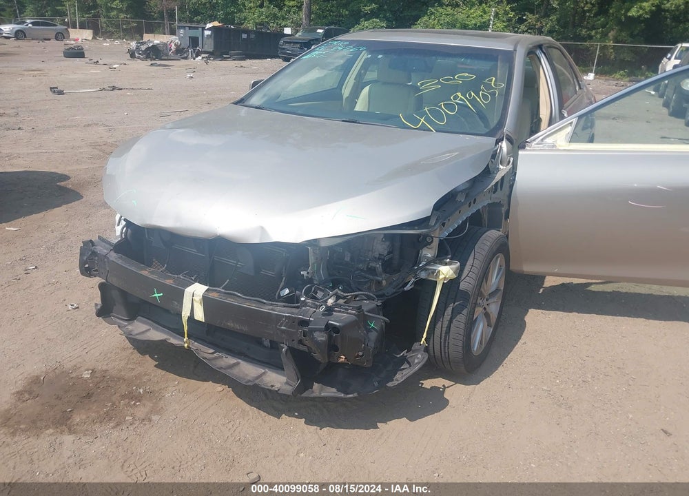 2015 TOYOTA CAMRY HYBRID XLE VIN: 4T1BD1FK4FU165171