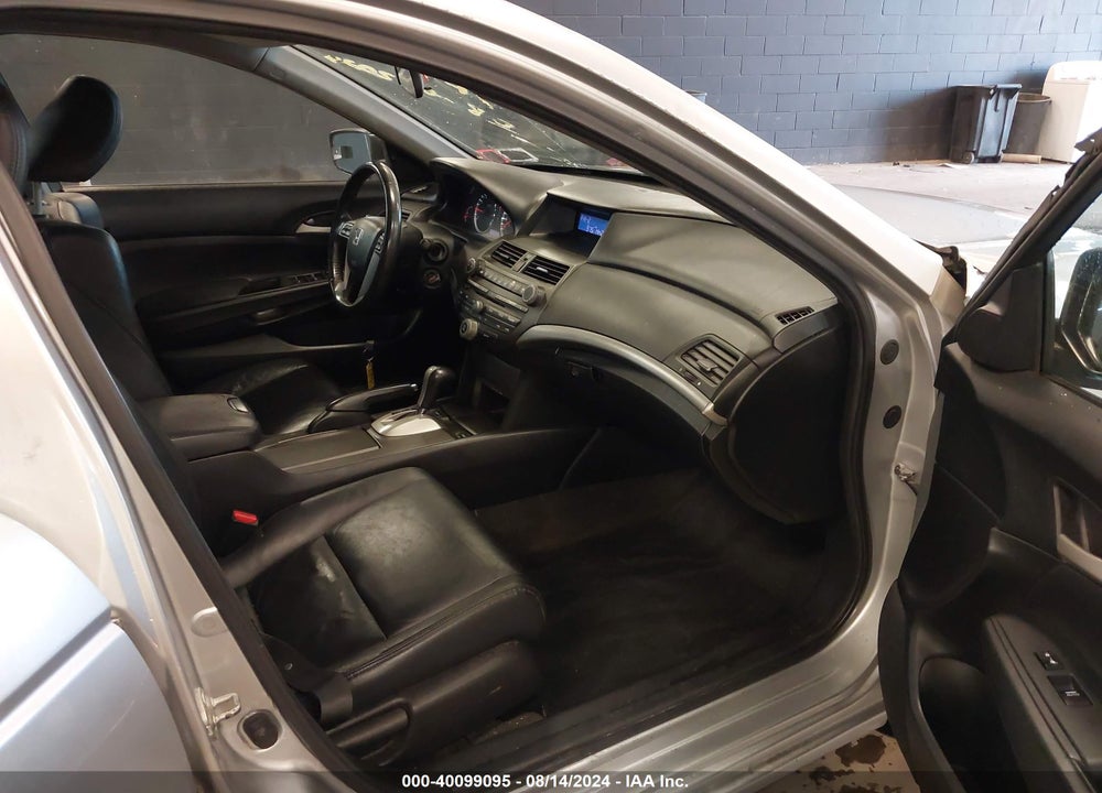 2011 HONDA ACCORD 2.4 SE VIN: 1HGCP2F67BA120327