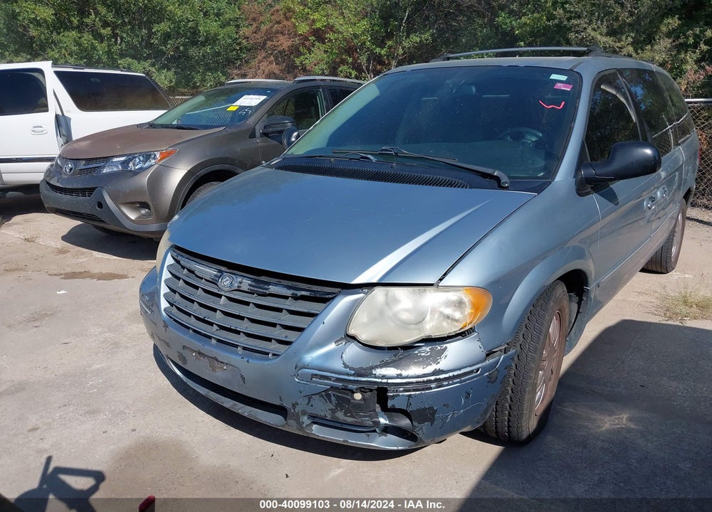 2005 CHRYSLER TOWN & COUNTRY LIMITED VIN: 2C8GP64L45R213949